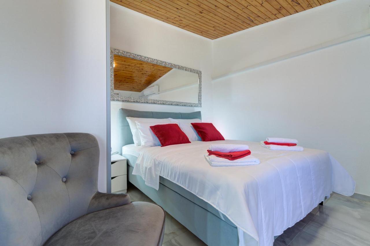 Apartments Maria Сен Екстериор снимка