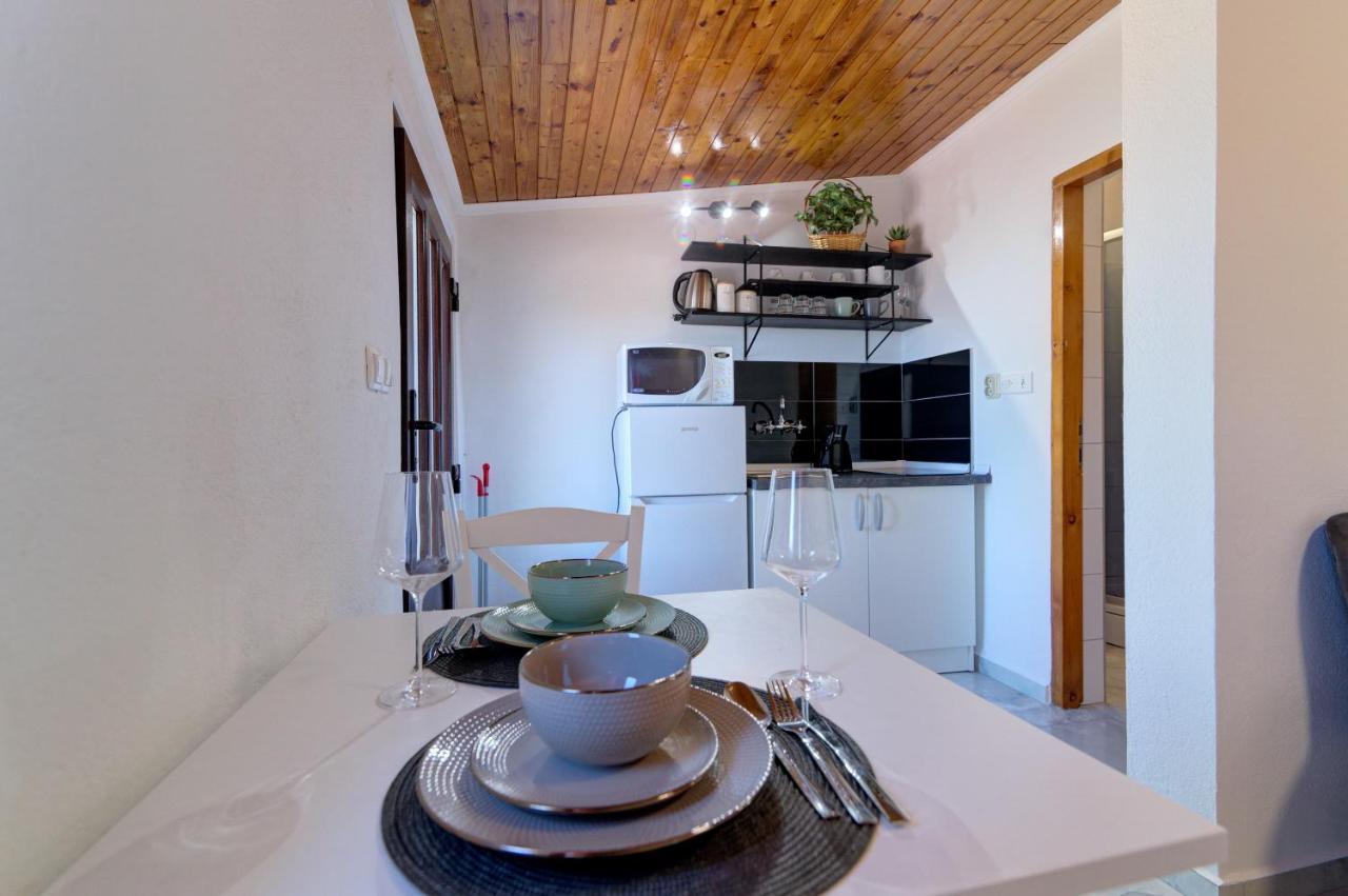 Apartments Maria Сен Екстериор снимка